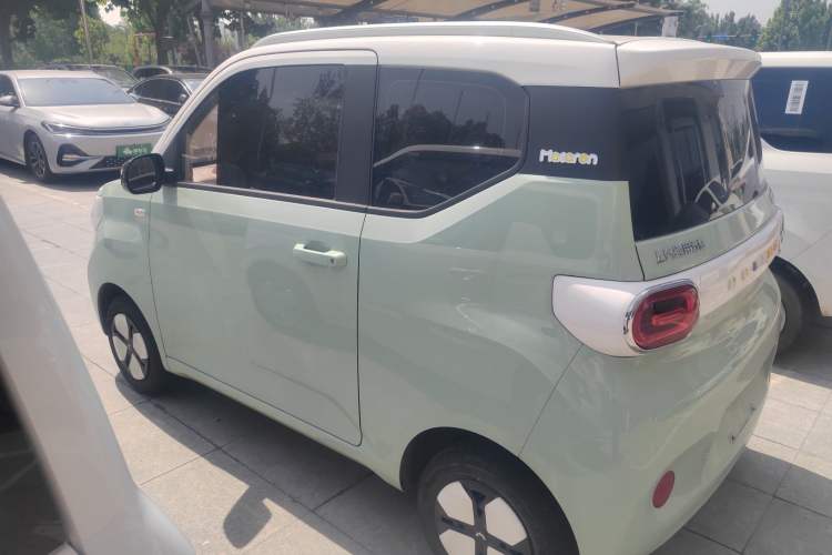 Used Wuling Hongguang MINIEV 2024 3rd Generation 215km Advanced Version Exterior 5
