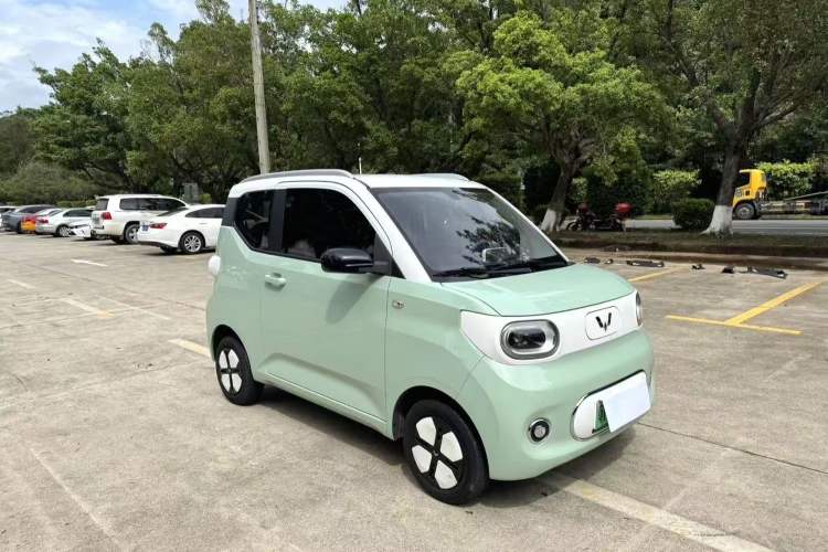 Used Wuling Hongguang MINIEV 2024 3rd Generation 215km Advanced Version Exterior 5
