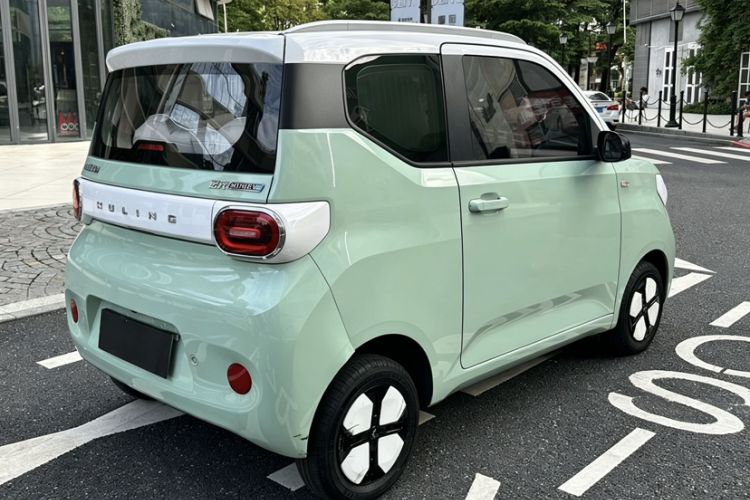 Used Wuling Hongguang MINIEV 2024 3rd Generation 215km Advanced Version Exterior 5