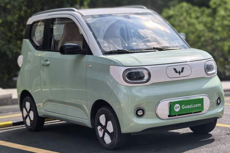 Used Wuling Hongguang MINIEV 2024 3rd Generation 215km Advanced Version Exterior 6