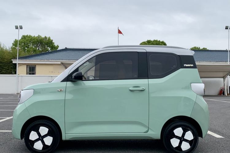 Used Wuling Hongguang MINIEV 2024 3rd Generation 215km Advanced Version Exterior 7