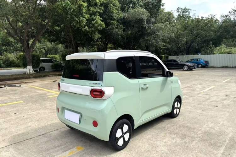Used Wuling Hongguang MINIEV 2024 3rd Generation 215km Advanced Version Exterior 8