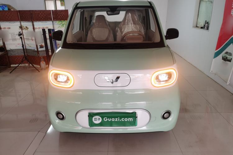 Used Wuling Hongguang MINIEV 2024 3rd Generation 215km Youth Edition Front