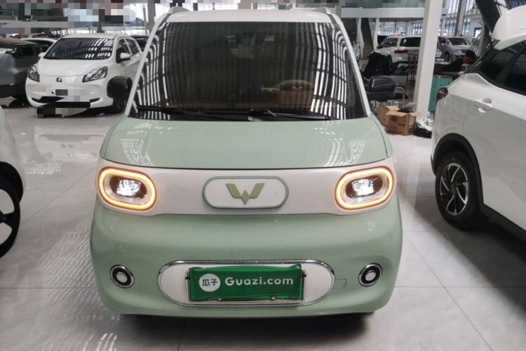 Used Wuling Hongguang MINIEV 2024 3rd Generation 215km Advanced Version Front