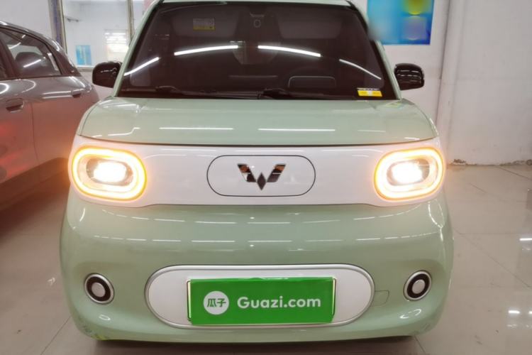 Used Wuling Hongguang MINIEV 2024 3rd Generation 215km Youth Edition Front
