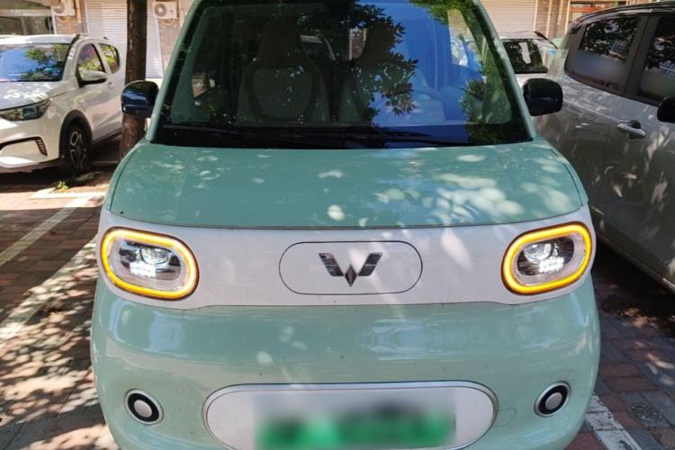 Used Wuling Hongguang MINIEV 2024 3rd Generation 215km Youth Edition Front
