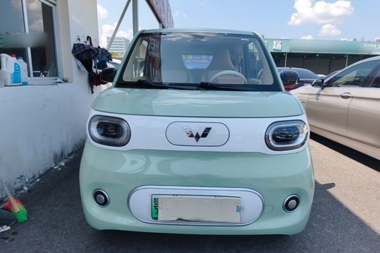 Used Wuling Hongguang MINIEV 2024 3rd Generation 215km Youth Edition Front