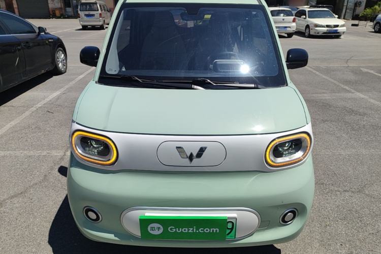 Used Wuling Hongguang MINIEV 2024 3rd Generation 215km Youth Edition Front