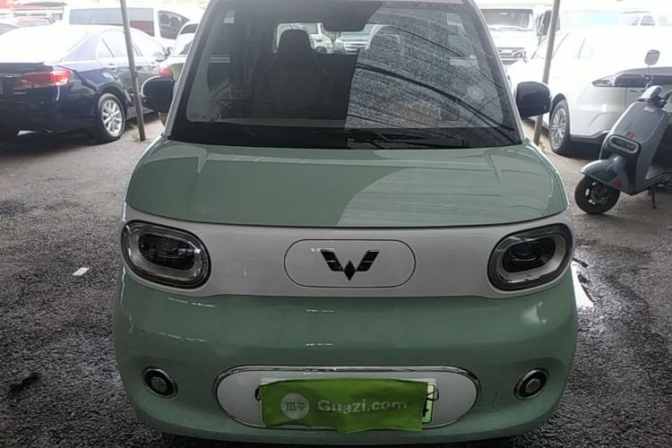 Used Wuling Hongguang MINIEV 2024 3rd Generation 215km Advanced Version Front