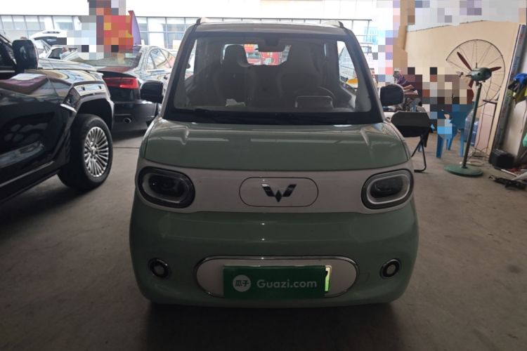 Used Wuling Hongguang MINIEV 2024 3rd Generation 215km Advanced Version Front