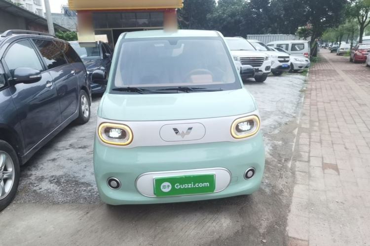 Used Wuling Hongguang MINIEV 2024 3rd Generation 215km Youth Edition Front