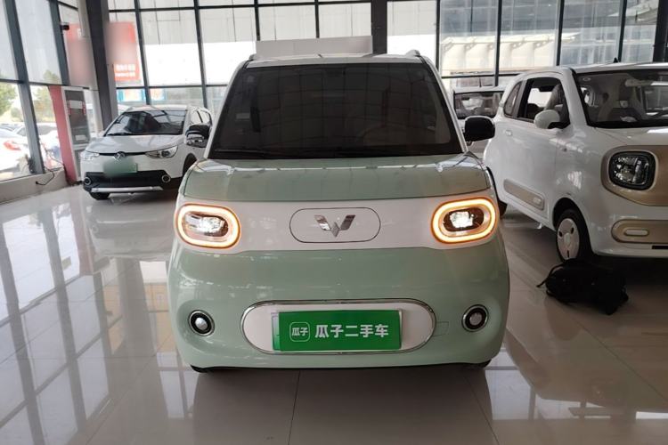 Used Wuling Hongguang MINIEV 2024 3rd Generation 215km Advanced Version Front