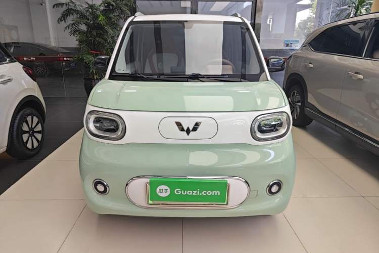 Used Wuling Hongguang MINIEV 2024 3rd Generation 215km Advanced Version Front