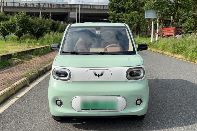 Used Wuling Hongguang MINIEV 2024 3rd Generation 215km Youth Edition Front
