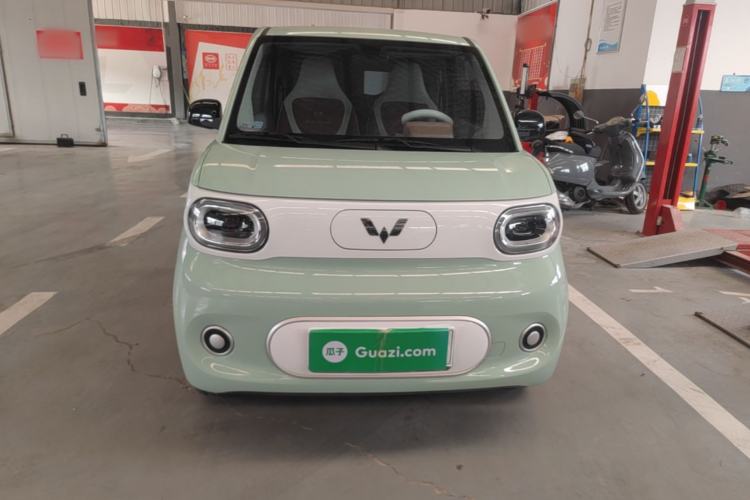 Used Wuling Hongguang MINIEV 2024 3rd Generation 215km Youth Edition Front