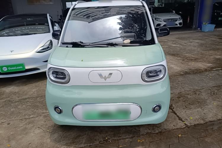 Used Wuling Hongguang MINIEV 2024 3rd Generation 215km Advanced Version Front