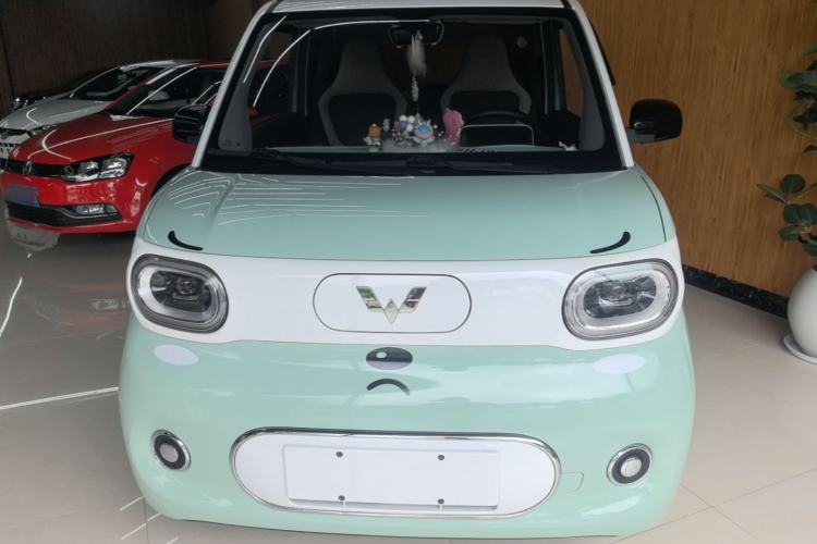Used Wuling Hongguang MINIEV 2024 3rd Generation 215km Advanced Version Front