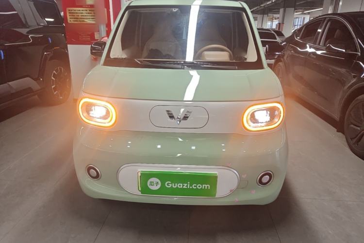Used Wuling Hongguang MINIEV 2024 3rd Generation 215km Youth Edition Front