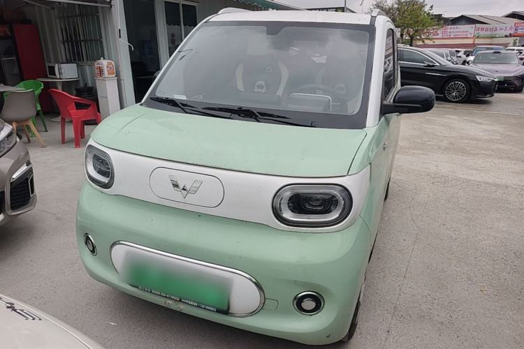 Used Wuling Hongguang MINIEV 2024 3rd Generation 215km Advanced Version Front
