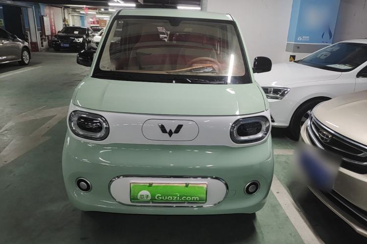 Used Wuling Hongguang MINIEV 2024 3rd Generation 215km Youth Edition Front