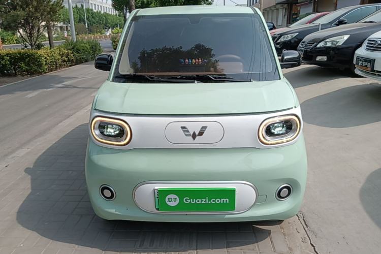 Used Wuling Hongguang MINIEV 2024 3rd Generation 215km Youth Edition Front