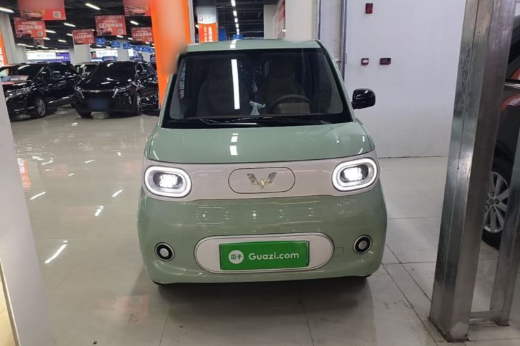 Used Wuling Hongguang MINIEV 2024 3rd Generation 215km Youth Edition Front