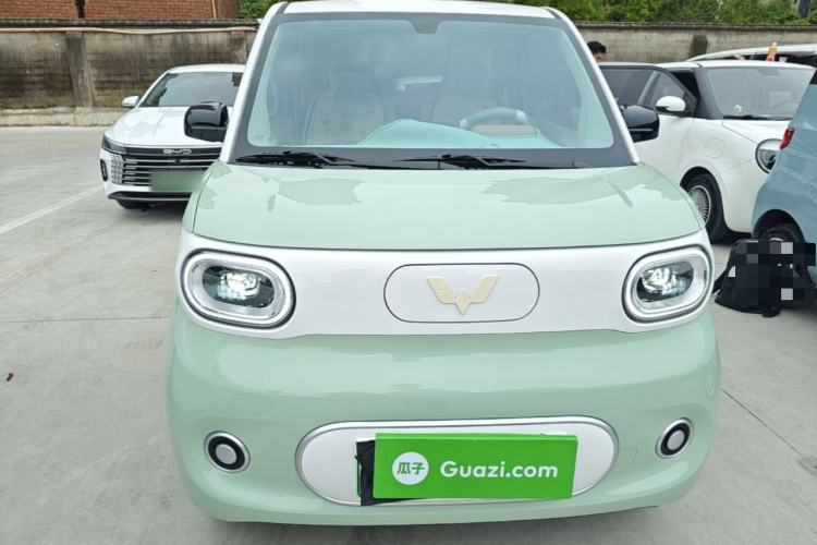 Used Wuling Hongguang MINIEV 2024 3rd Generation 215km Youth Edition Front