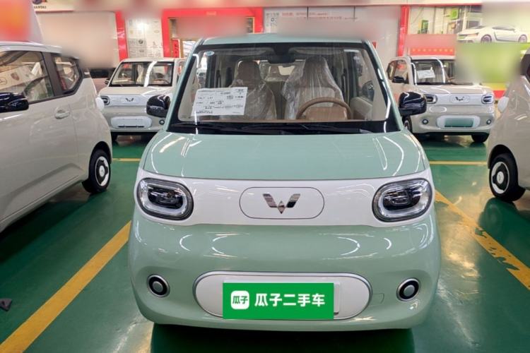 Used Wuling Hongguang MINIEV 2024 3rd Generation 215km Youth Edition Front