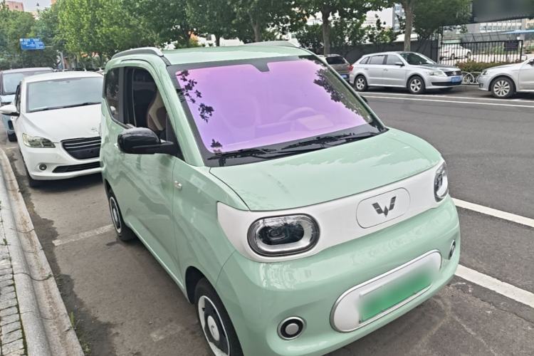 Used Wuling Hongguang MINIEV 2024 3rd Generation 215km Youth Edition Front Right 45 Deg