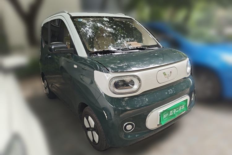 Used Wuling Hongguang MINIEV 2024 3rd Generation 215km Advanced Version Front Right 45 Deg