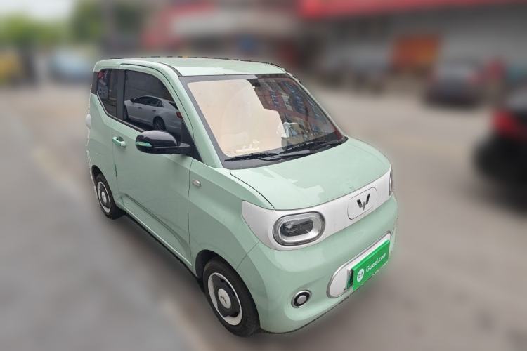 Used Wuling Hongguang MINIEV 2024 3rd Generation 215km Youth Edition Front Right 45 Deg