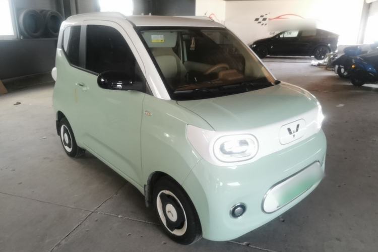 Used Wuling Hongguang MINIEV 2024 3rd Generation 170 km Front Right 45 Deg