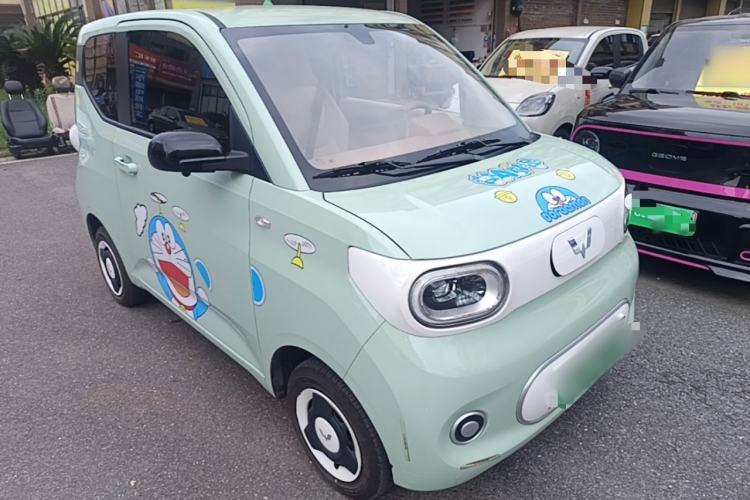 Used Wuling Hongguang MINIEV 2024 3rd Generation 215km Youth Edition Front Right 45 Deg
