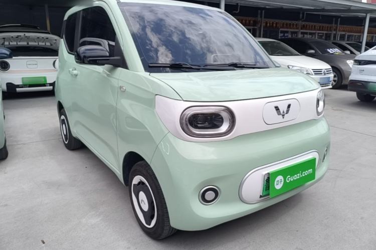 Used Wuling Hongguang MINIEV 2024 3rd Generation 215km Youth Edition Front Right 45 Deg
