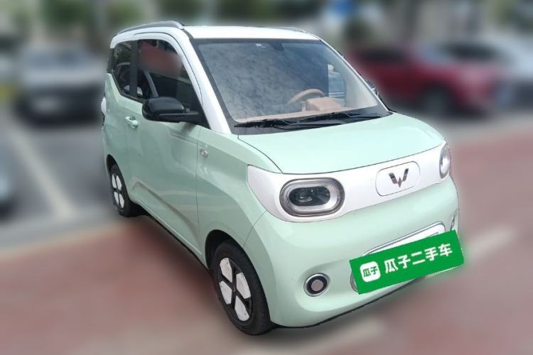 Used Wuling Hongguang MINIEV 2024 3rd Generation 215km Advanced Version Front Right 45 Deg