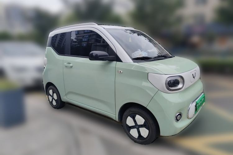 Used Wuling Hongguang MINIEV 2024 3rd Generation 215km Advanced Version Front Right 45 Deg