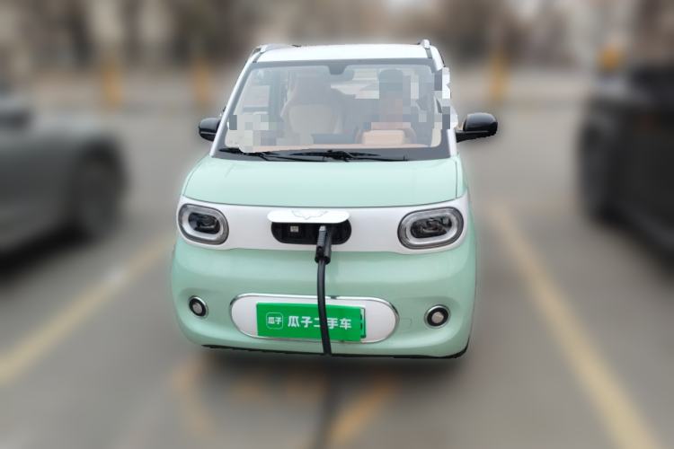 Used Wuling Hongguang MINIEV 2024 3rd Generation 215km Advanced Version Front