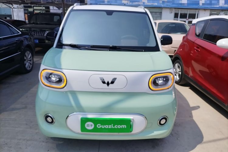 Used Wuling Hongguang MINIEV 2024 3rd Generation 215km Advanced Version Front