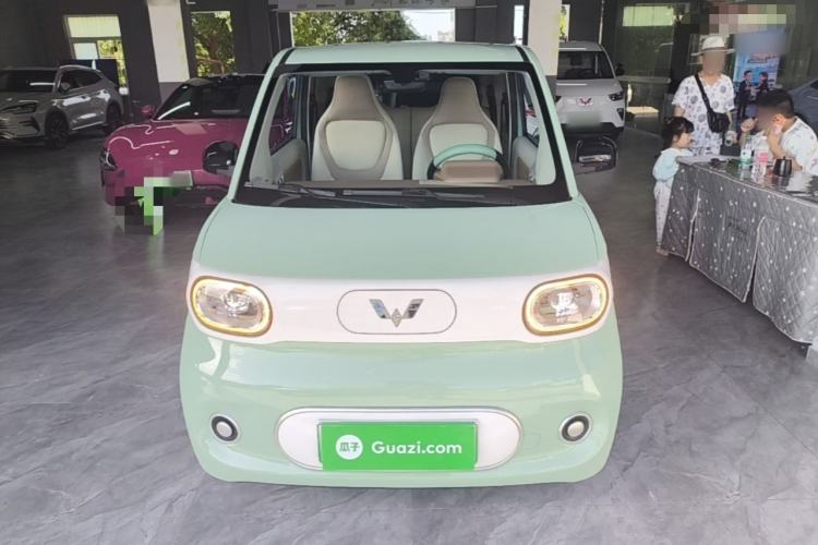 Used Wuling Hongguang MINIEV 2024 3rd Generation 215km Youth Edition Front