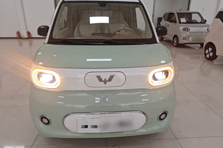 Used Wuling Hongguang MINIEV 2024 3rd Generation 215km Advanced Version Front