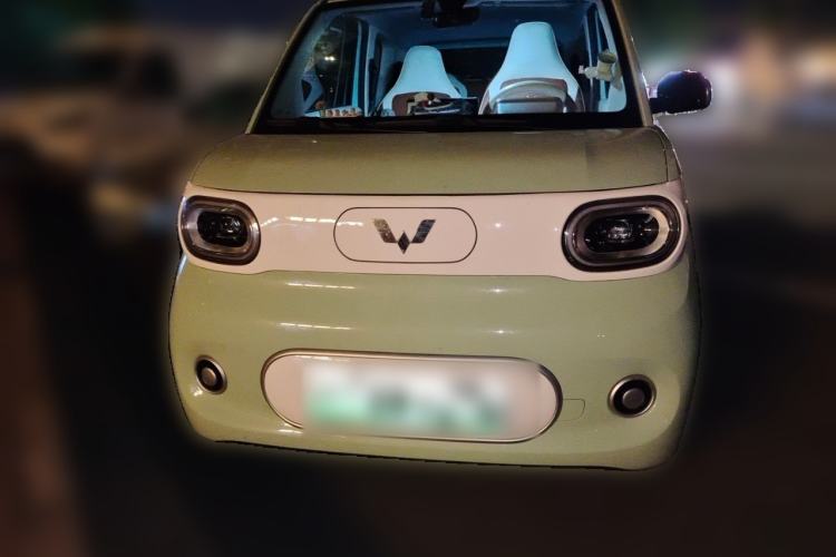 Used Wuling Hongguang MINIEV 2024 3rd Generation 215km Youth Edition Front