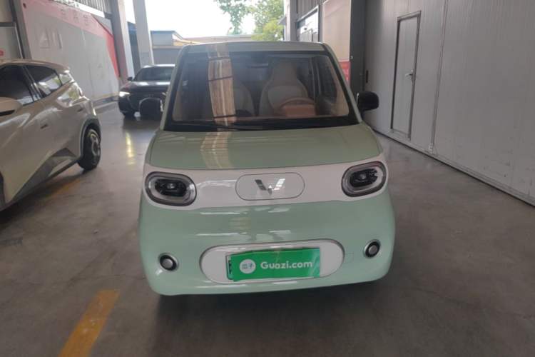 Used Wuling Hongguang MINIEV 2024 3rd Generation 215km Youth Edition Front