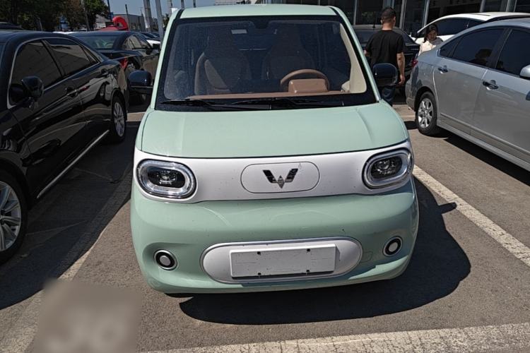Used Wuling Hongguang MINIEV 2024 3rd Generation 215km Youth Edition Front