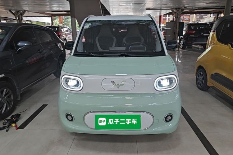 Used Wuling Hongguang MINIEV 2024 3rd Generation 215km Advanced Version Front