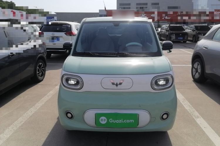 Used Wuling Hongguang MINIEV 2024 3rd Generation 215km Youth Edition Front