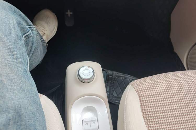 Used Wuling Hongguang MINIEV 2024 Third Generation 120 km Gear Lever