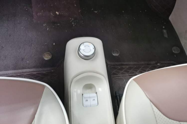 Used Wuling Hongguang MINIEV 2024 3rd Generation 215km Advanced Version Gear Lever