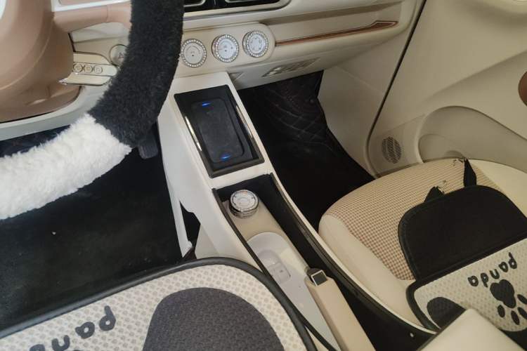 Used Wuling Hongguang MINIEV 2024 3rd Generation 215km Advanced Version Gear Lever