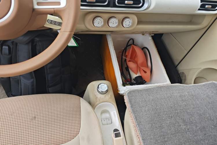 Used Wuling Hongguang MINIEV 2024 3rd Generation 170 km Gear Lever