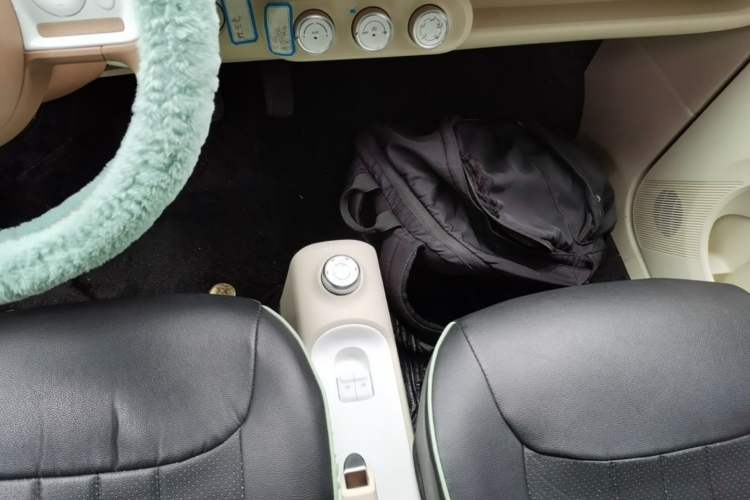 Used Wuling Hongguang MINIEV 2024 3rd Generation 170 km Gear Lever